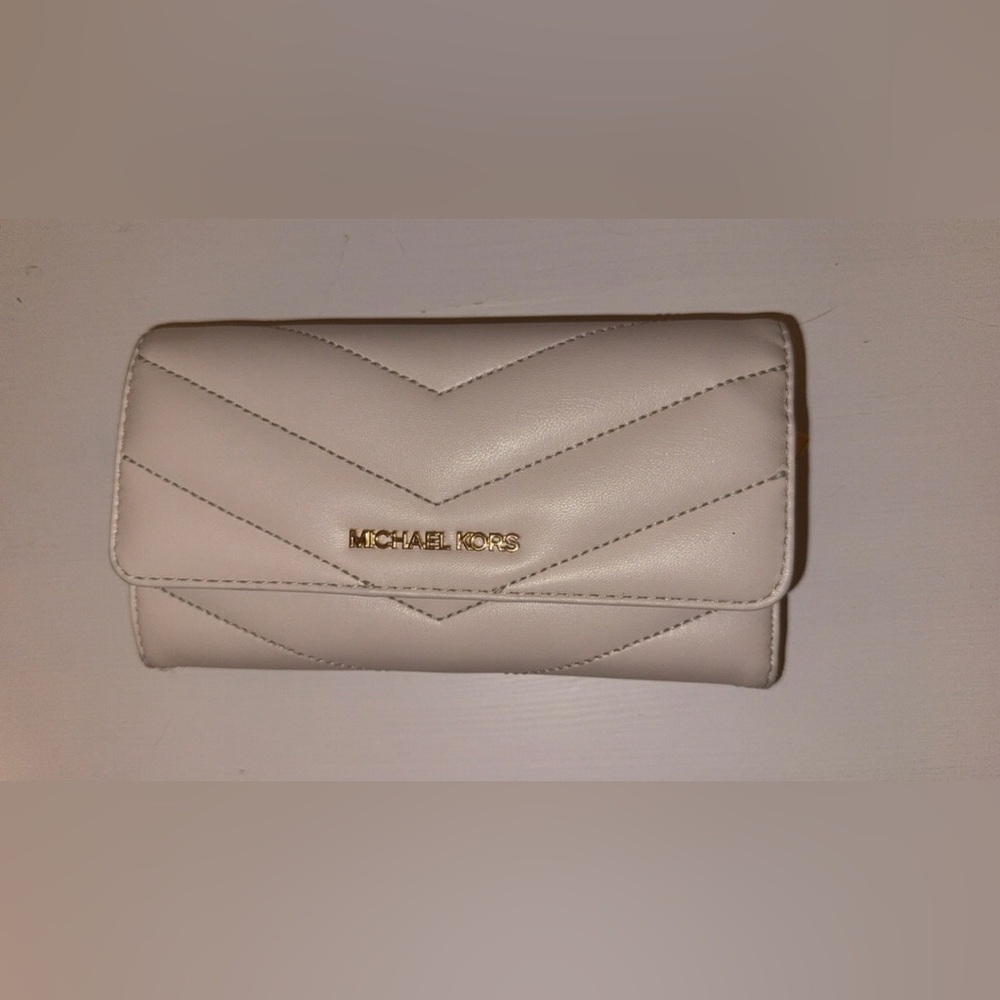 Michael Kors Light Beige Wallet